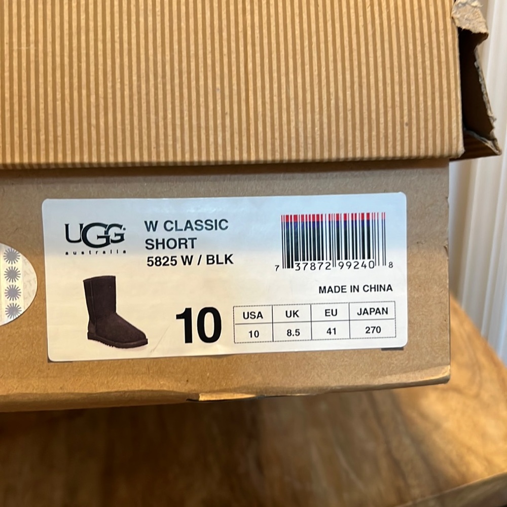 Ugg classic short boot